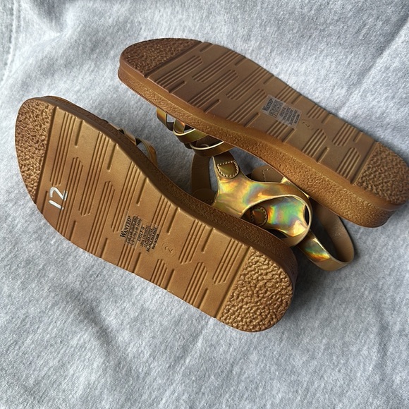 Wanted - Picture 11 of 12